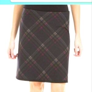 Max Sudio Diamond Plaid Pull On Skirt